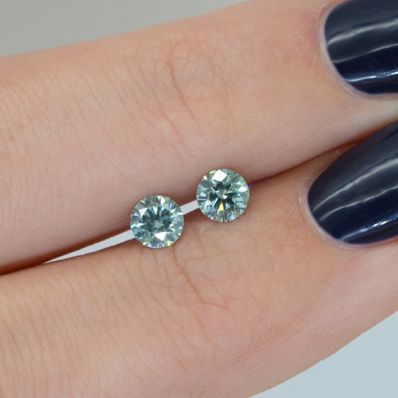 Round Diamond Pair Fancy Greenish Blue VS2 0.59 TCW - Picture 3 of 5